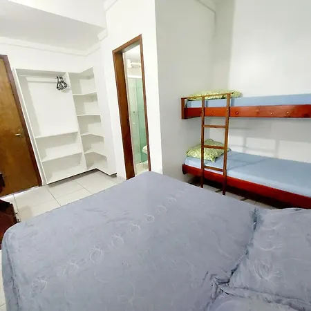 Casa Espaçosa 3 Quartos Sala Cozinha e Churrasqueira-3